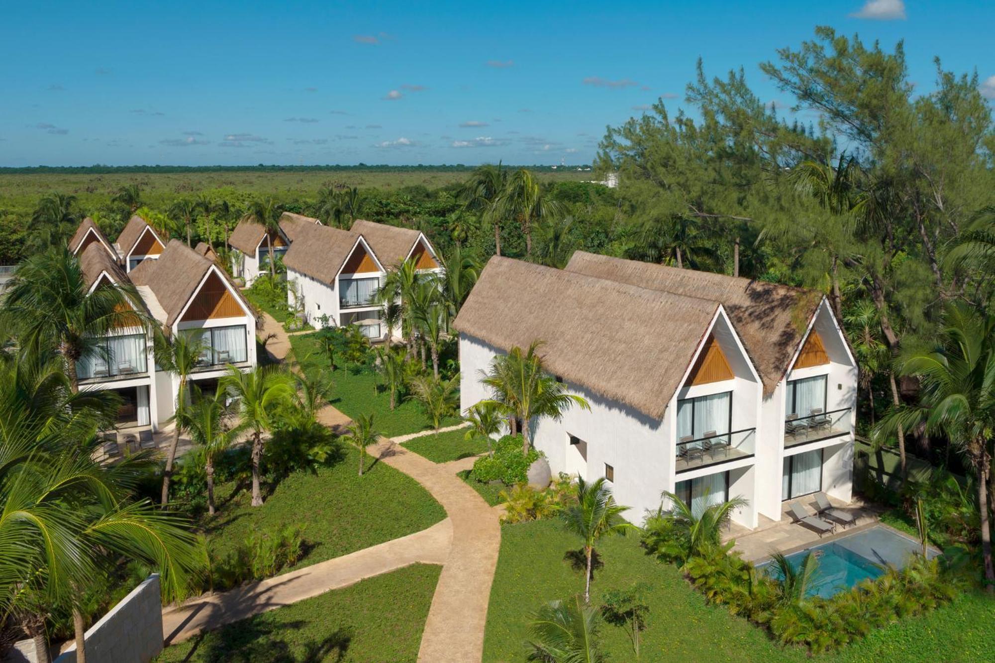 Club Two-Story Villa
