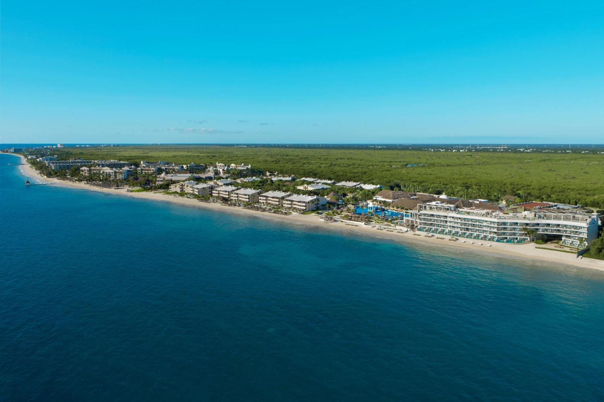 Master King Suite Swim-Out Ocean Front View
